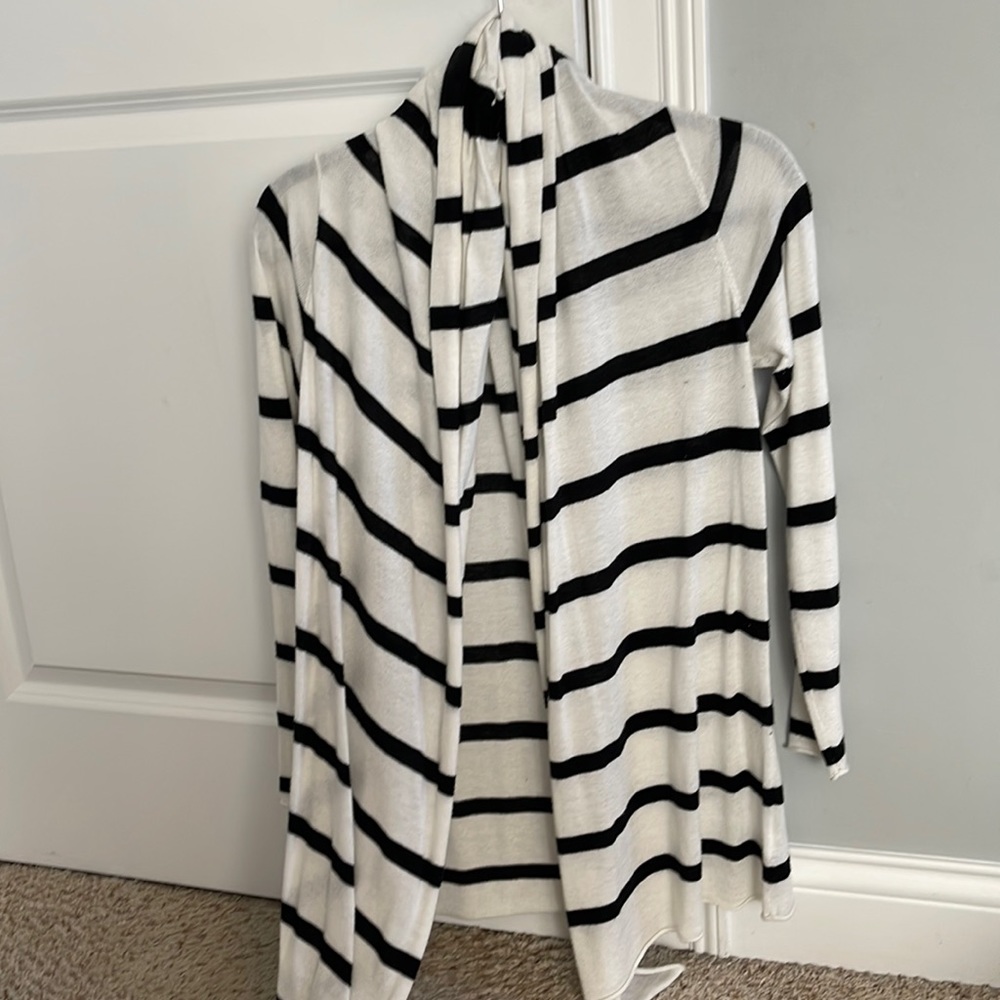 Lightweight cardigan